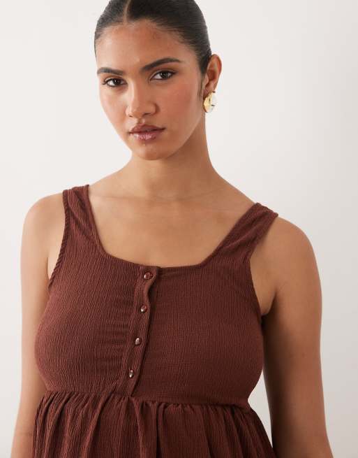 Mamalicious Maternity - Chokoladebrun ærmeløs midikjole med ammefunktion og knapper i jersey, 2 af 4