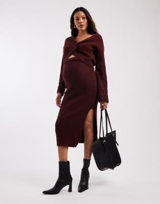 Mama.licious Mamalicious Maternity Cropped Knit Twist Front Sweater In Red