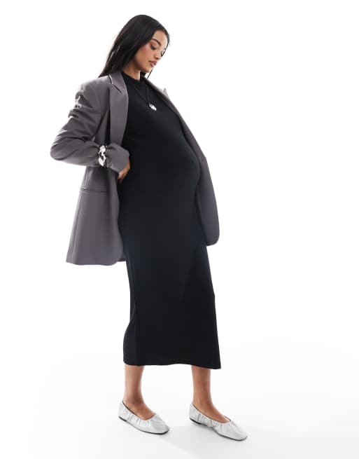 Mamalicious Maternity – Czarna miękka sukienka prążkowana midi z długimi rękawami i golfem