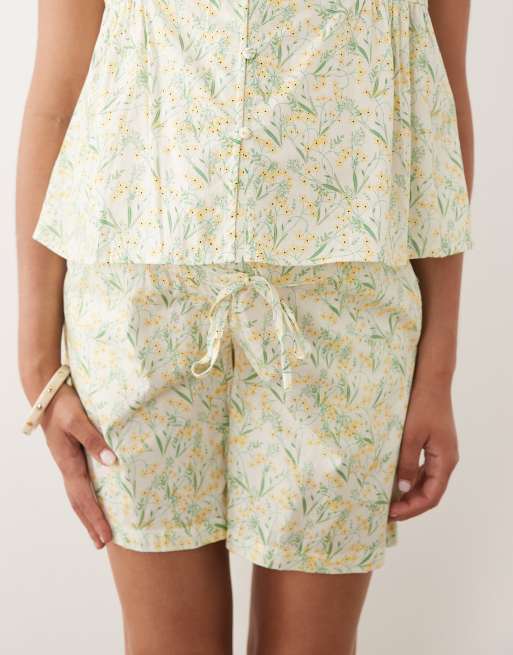 Mamalicious Maternity drawstring shorts in mini yellow floral print (part of a set), 3 of 5