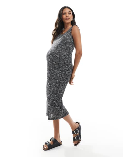 Mamalicious – Maternity – Gråmelerad, ribbstickad klänning utan ärm - view 1