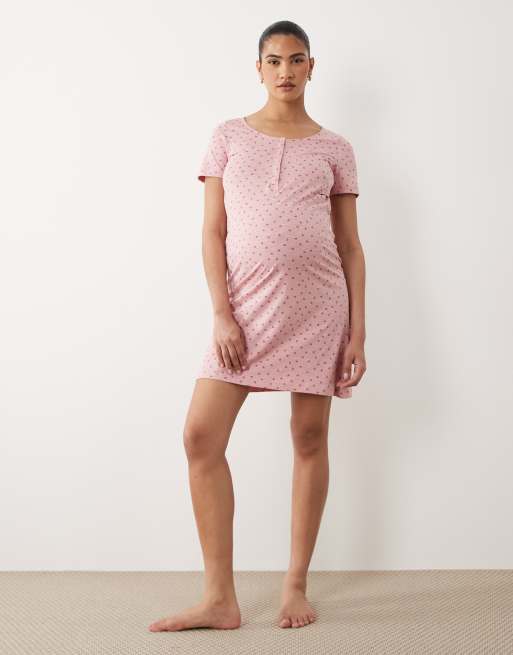 Mamalicious Maternity heart print nightdress with nursing function in pink, 2 of 4