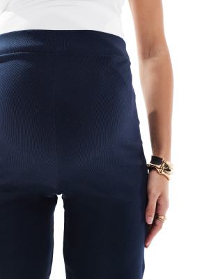 Thumbnail 5 of 5