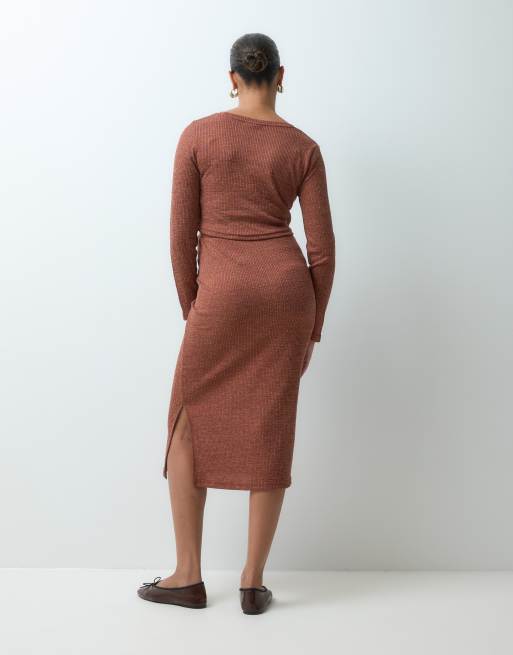 Mamalicious Maternity högmidjad jersey-midi-kjol, set, i burnt henna-melange, 3 av 5