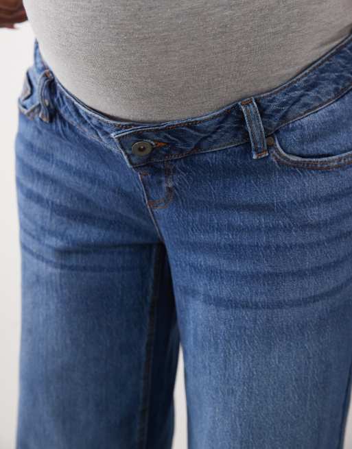 Mamalicious Maternity jeans wide leg sopra il pancione in denim blu medio, 3 di 5