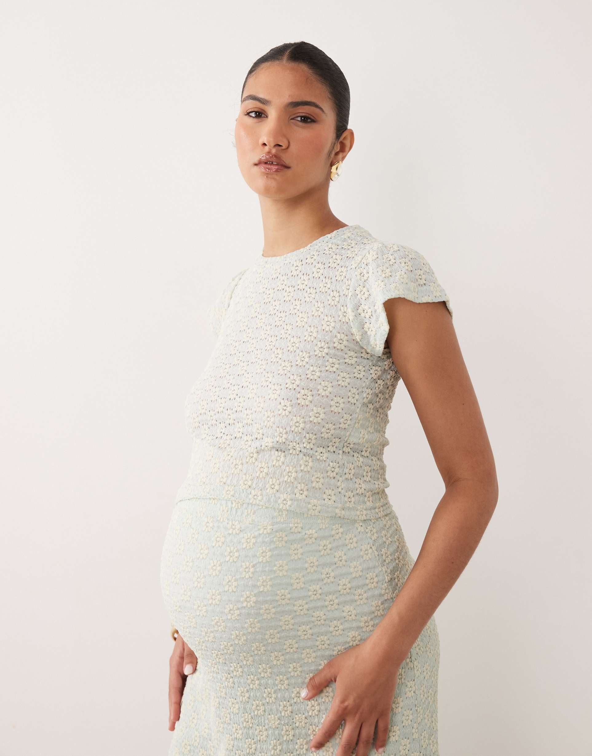 mamalicious maternity jersey daisy lace crop top in pale green - part of a set