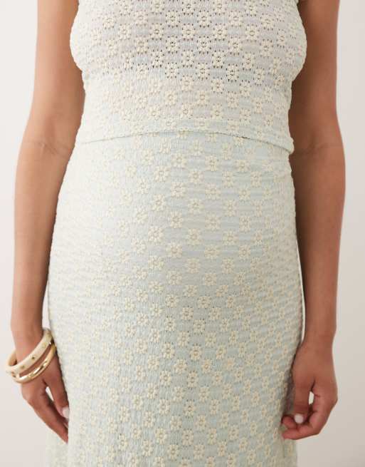 Mamalicious Maternity jersey daisy lace midi skirt co-ord in pale green, 3 of 5
