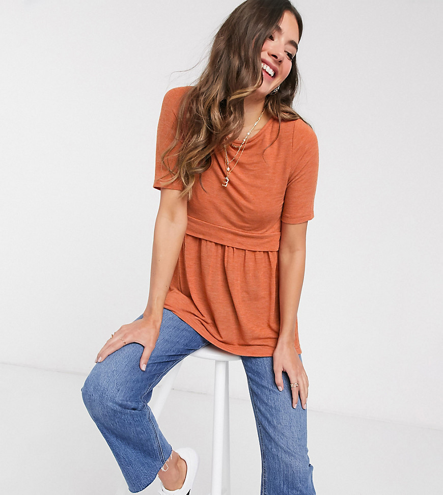 Mamalicious Maternity jersey top with nursing function in rust-Orange