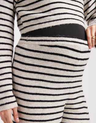 Mama.licious Mamalicious Maternity Knitted Wide Leg Over The Bump Trousers Co-ord In Gray