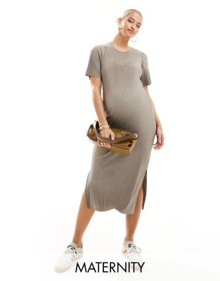 Mamalicious Maternity - Kurzärmliges, plissiertes Midikleid in Taupe, Umstandsmode-Neutral