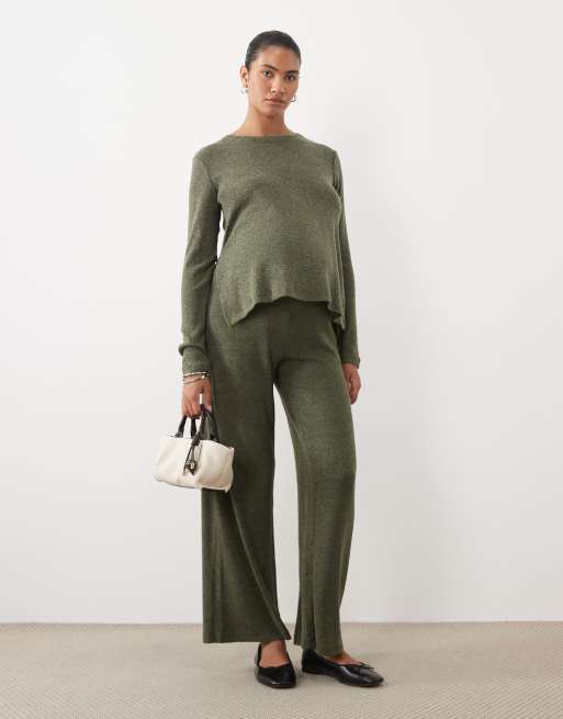 Mamalicious Maternity long sleeve jersey top co-ord in forest green, 3 of 4