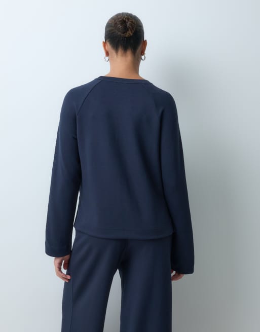 Mamalicious Maternity long sleeve jersey top co-ord in navy, 3 of 5