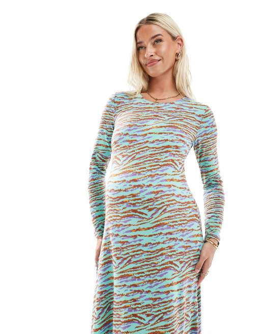 Mamalicious Maternity long sleeve maxi dress in multi zebra print | ASOS