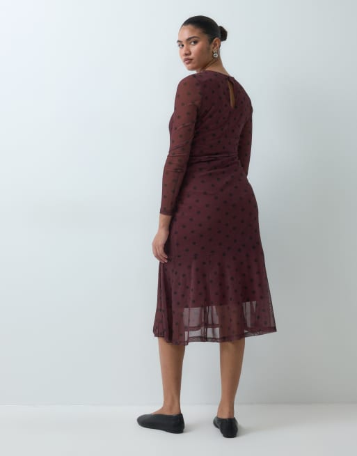 Mamalicious Maternity long sleeve mesh midi dress in burgundy spot print, 5 of 5