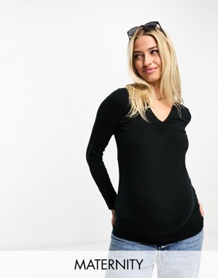 Mamalicious Maternity long sleeve v-neck top in black