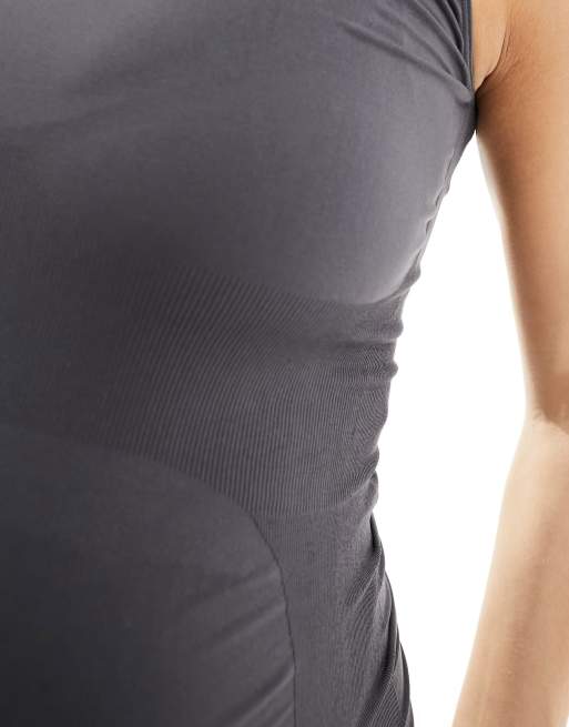 Mamalicious Maternity – Nahtloses Trägertop in Grau, Kombiteil, Umstandsmode, 3 von 4