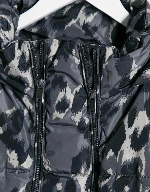 Mamalicious camo hot sale padded coat