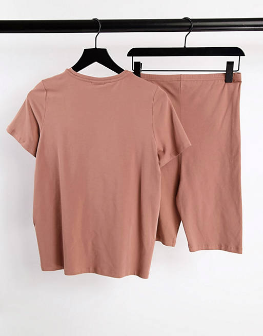  Mamalicious Maternity organic cotton t-shirt and legging shorts co-ord set in tan 