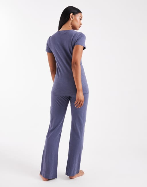 Mamalicious Maternity over-the-bump pants and T-shirt lounge set with nursing function in dark blue, 3 of 4