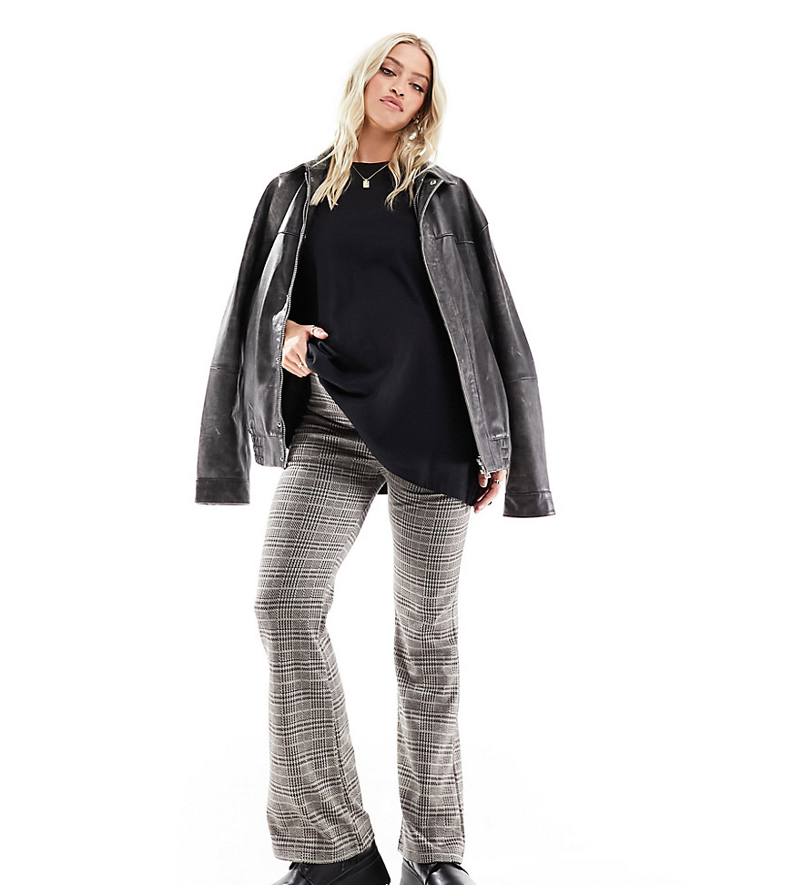 Mamalicious Maternity over the bump trousers in check print-Multi