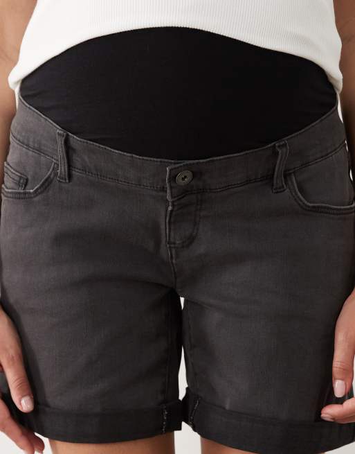 Mamalicious Maternity over the bump wide leg longline denim shorts in black, 4 of 5