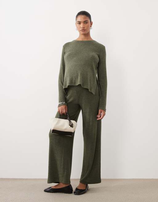 Mamalicious Maternity over the bump jersey set in forest green, 3 of 3