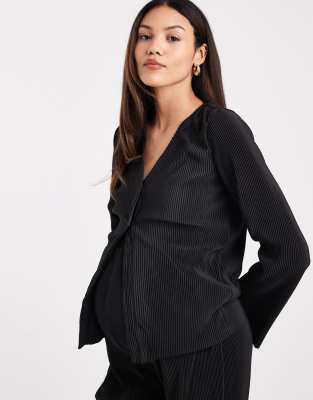 Mama.licious Mamalicious Maternity Plisse Exposed Bump Top In Black