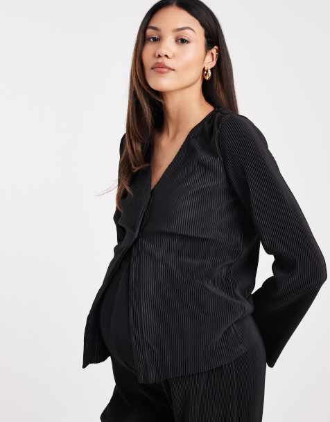 Mamalicious Maternity plisse exposed bump top in black - part of a set - view 1