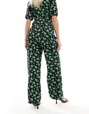 Mama.licious Mamalicious Maternity Relaxed Under The Bump Pants In Black
