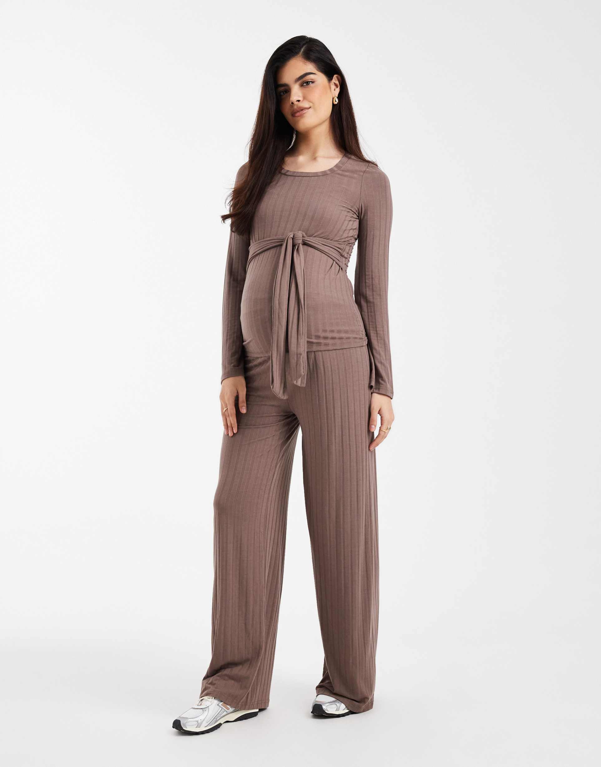 mamalicious maternity ribbed wide leg jersey pants in light brown - part of a set