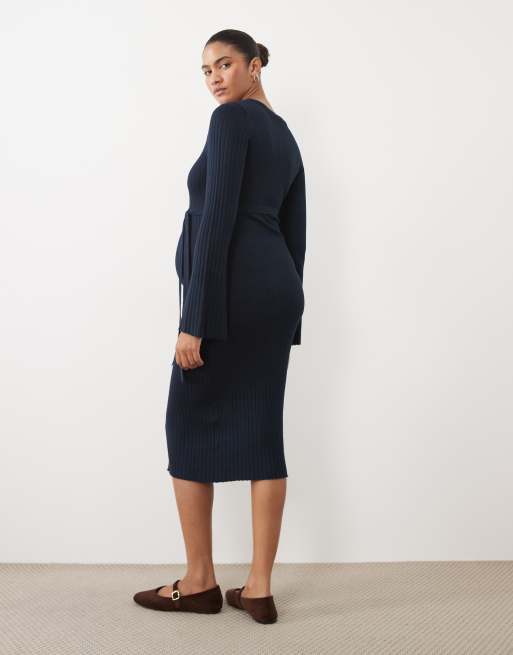 Mamalicious Maternity ribstrikket midi-kjole med bindebælte i navy, 4 af 4