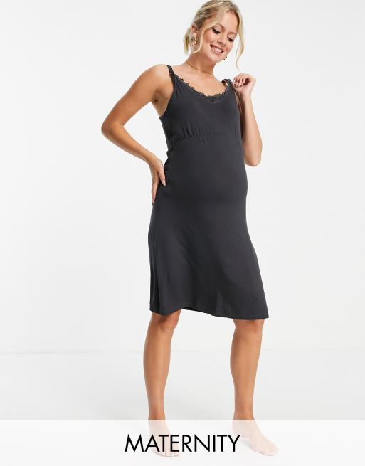 Mama.Licious Maternity - Ærmeløs natkjole med ammefunktion i sort