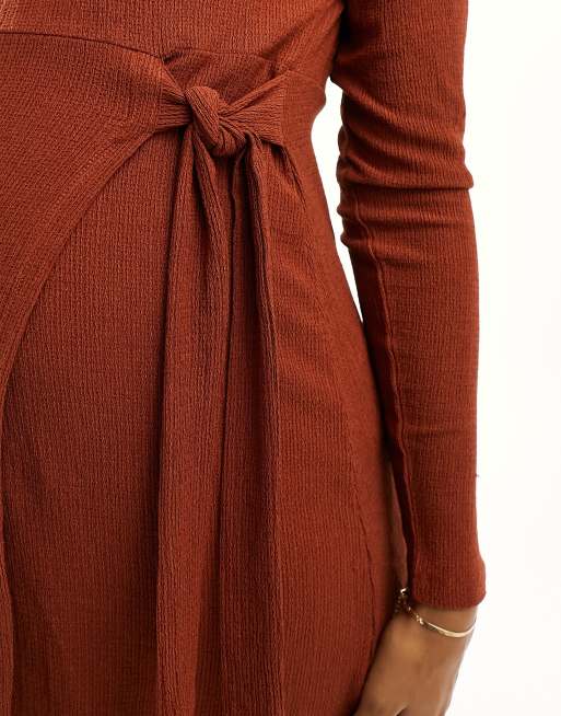 Mamalicious Maternity - Robe courte avec jupe portefeuille - Brique, 4 de 4