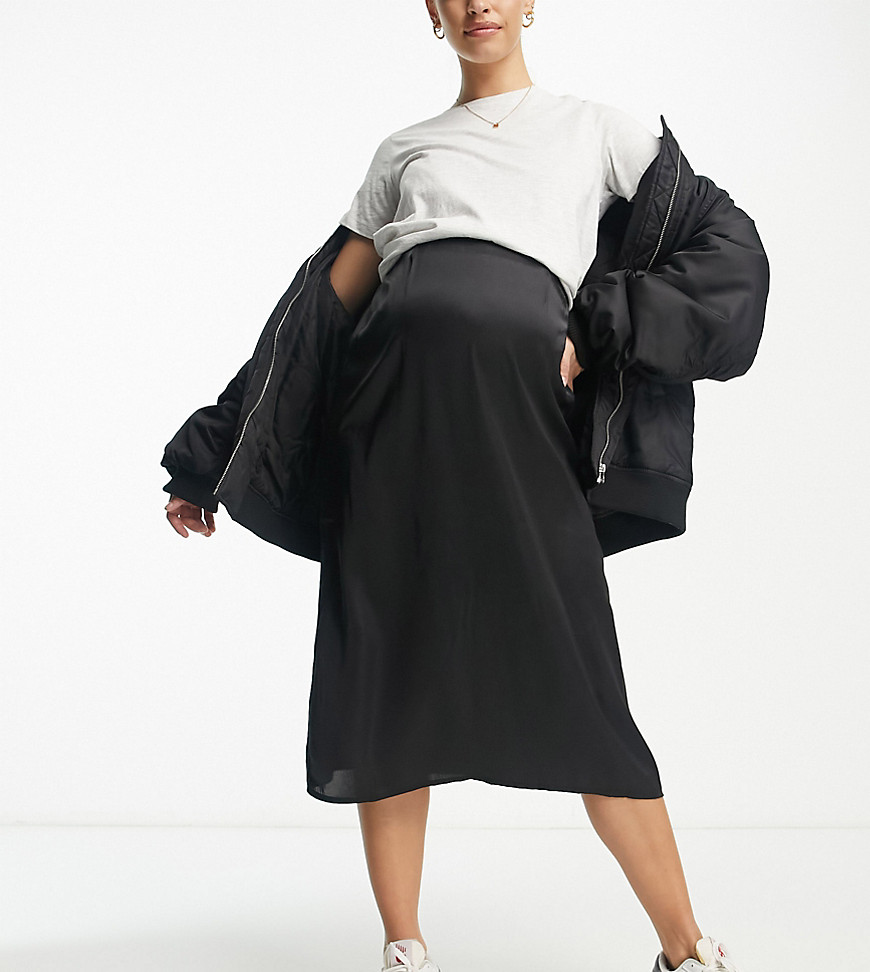 Mamalicious Maternity satin midi skirt in black