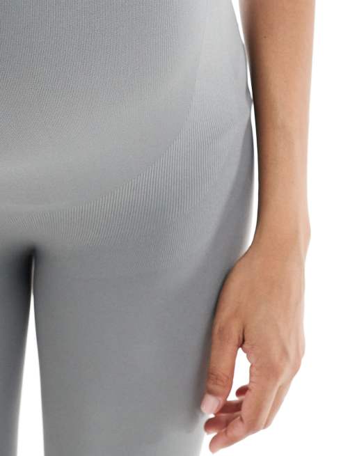 Mamalicious Maternity seamless legging in sedona sage - part of a set, 2 of 5