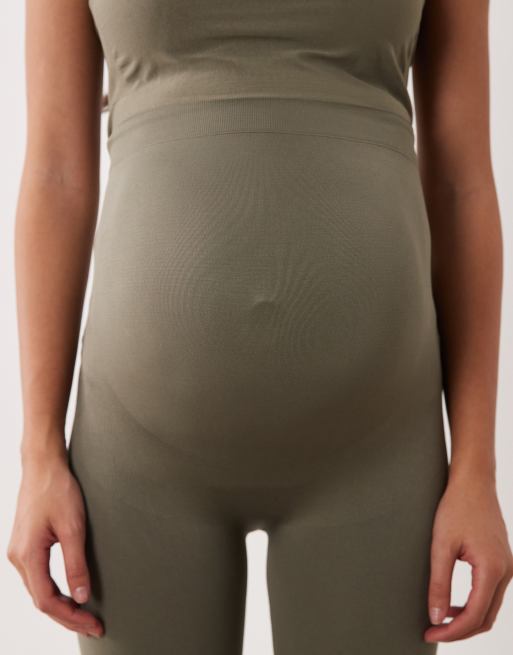 Mamalicious Maternity seamless leggings co-ord in khaki, 3 of 5