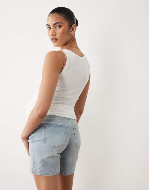 Mamalicious Maternity - Short en jean coupe basique longue avec bande recouvrant le ventre - Bleu clair délavé, 4 de 5