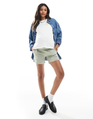 Mamalicious Maternity - Shorts in Khaki mit Unterbauchbund-Grün