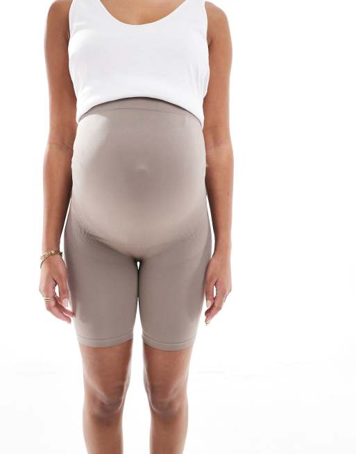 Mamalicious Maternity - Sømløse og gråbrune shorts, 2 af 4