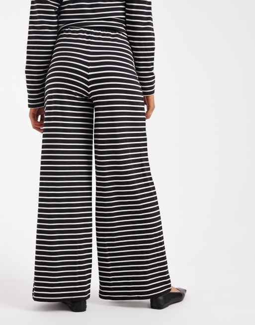 Mamalicious Maternity soft jersey wide leg pants in black and white stripe - part of a set, 4 of 5
