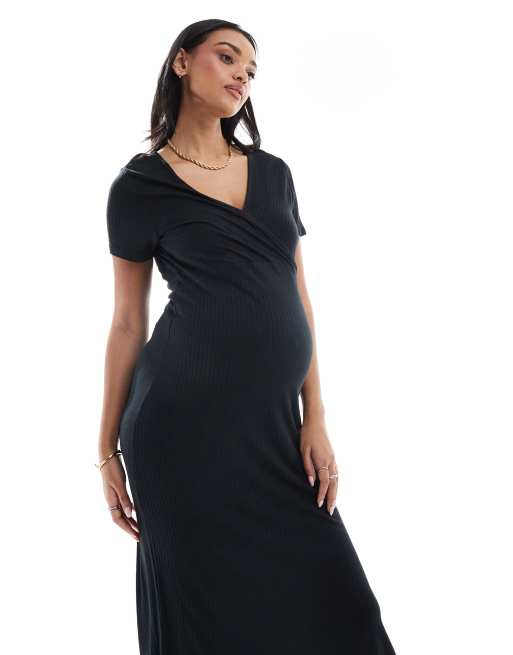 Mamalicious – Maternity – Svart, ribbad maxiklänning i jersey med korta ärmar, 2 av 4