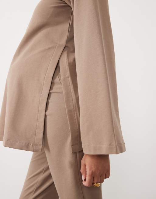 Mamalicious Maternity sweat-style top with flared sleeves in light brown - part of a set, 3 of 4