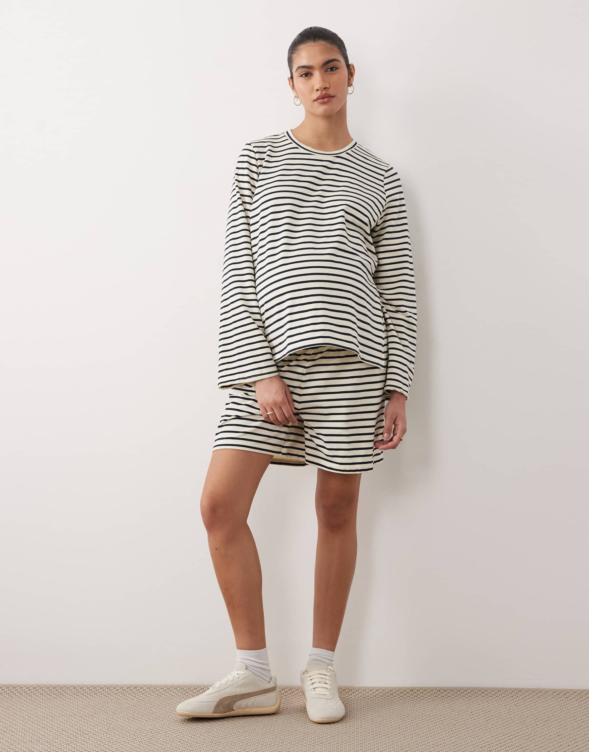 mamalicious maternity tie waist jersey shorts in cream and navy stripe