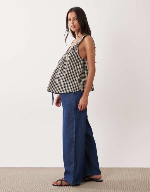 Mamalicious Maternity under-the-bump drawstring chambray jeans in medium blue wash, 2 of 5