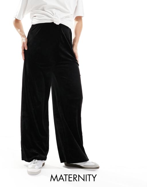 Mamalicious maternity velvet loose fit pants in black