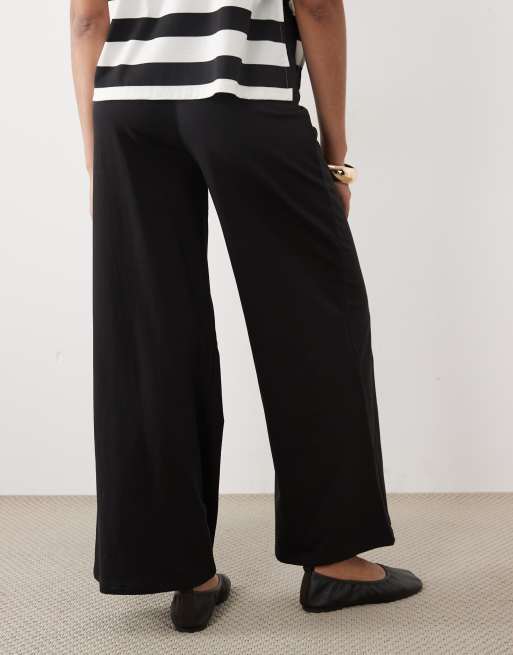 Mamalicious Maternity vida jerseybyxor i svart, 5 av 5