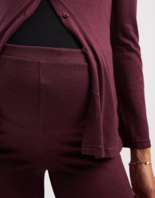 Mamalicious Maternity – Weiche Jerseyhose in Burgunderrot mit geradem Bein, Kombiteil, Umstandsmode, 3 von 5