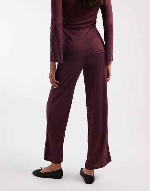 Mamalicious Maternity – Weiche Jerseyhose in Burgunderrot mit geradem Bein, Kombiteil, Umstandsmode, 4 von 5