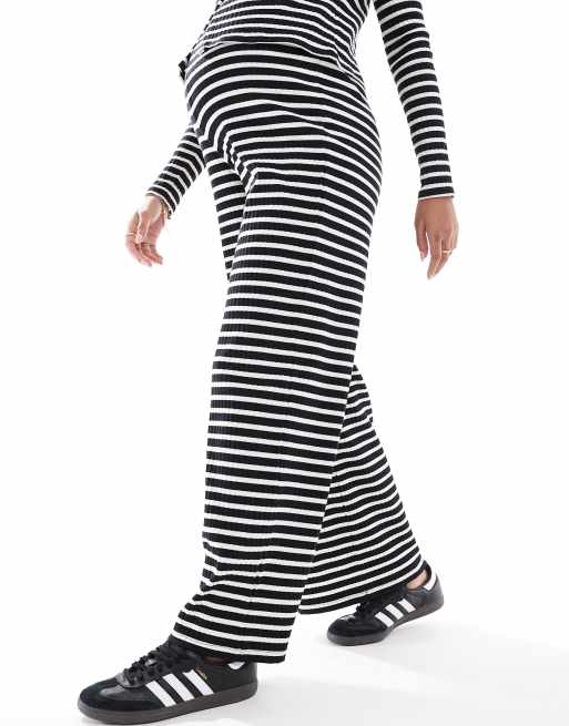 Mamalicious Maternity wide leg jersey pants in mono stripe - part of a set, 4 of 5
