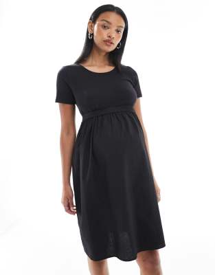 Mamalicious - Minikleid in Schwarz mit Rock aus Baumwollpopeline, Umstandsmode